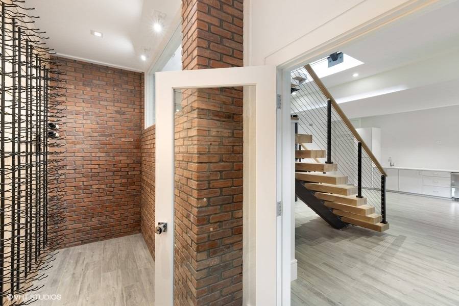 8 Crows Nest Lane East Hampton, NY 11937 - Photo 12 of 15 a view of entryway with wooden floor