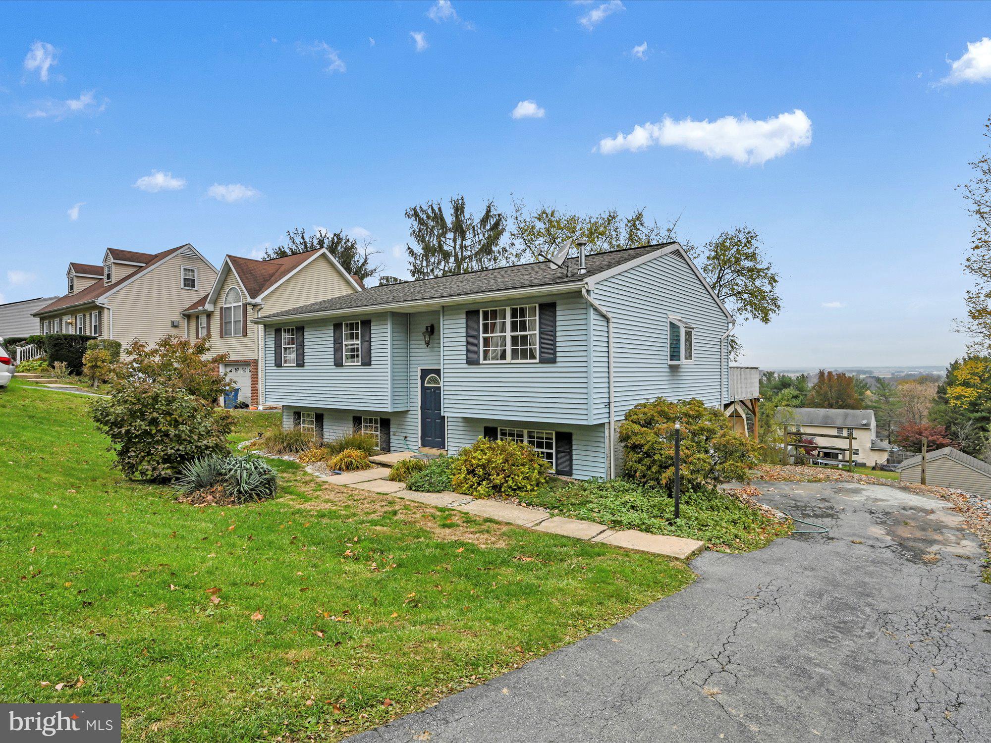 4127 Millbrook Road Mount Joy, PA 17552 - Photo 3 of 33 Gallery Image 3