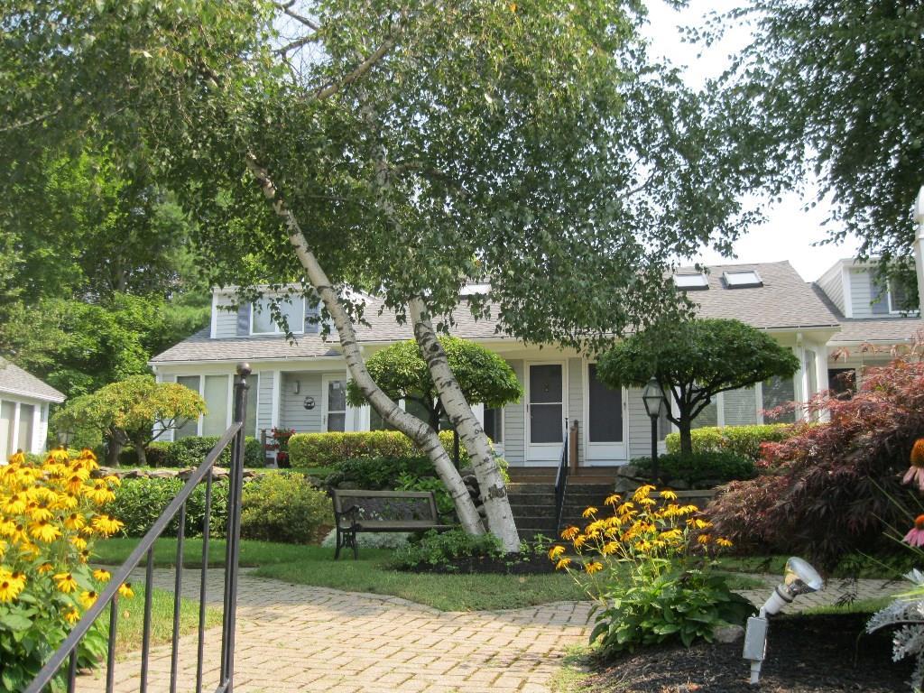 249 Shore Road, Unit 4 Ogunquit, ME 03907 - Photo 1 of 20 On Shore Road midway between...