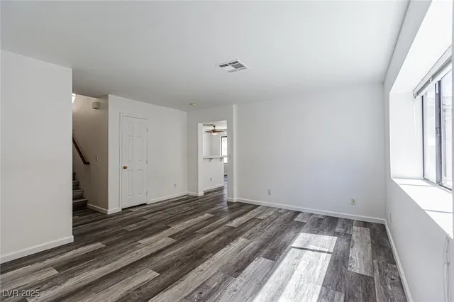 $1,948 | 306 Lander Drive, Henderson, NV 89074