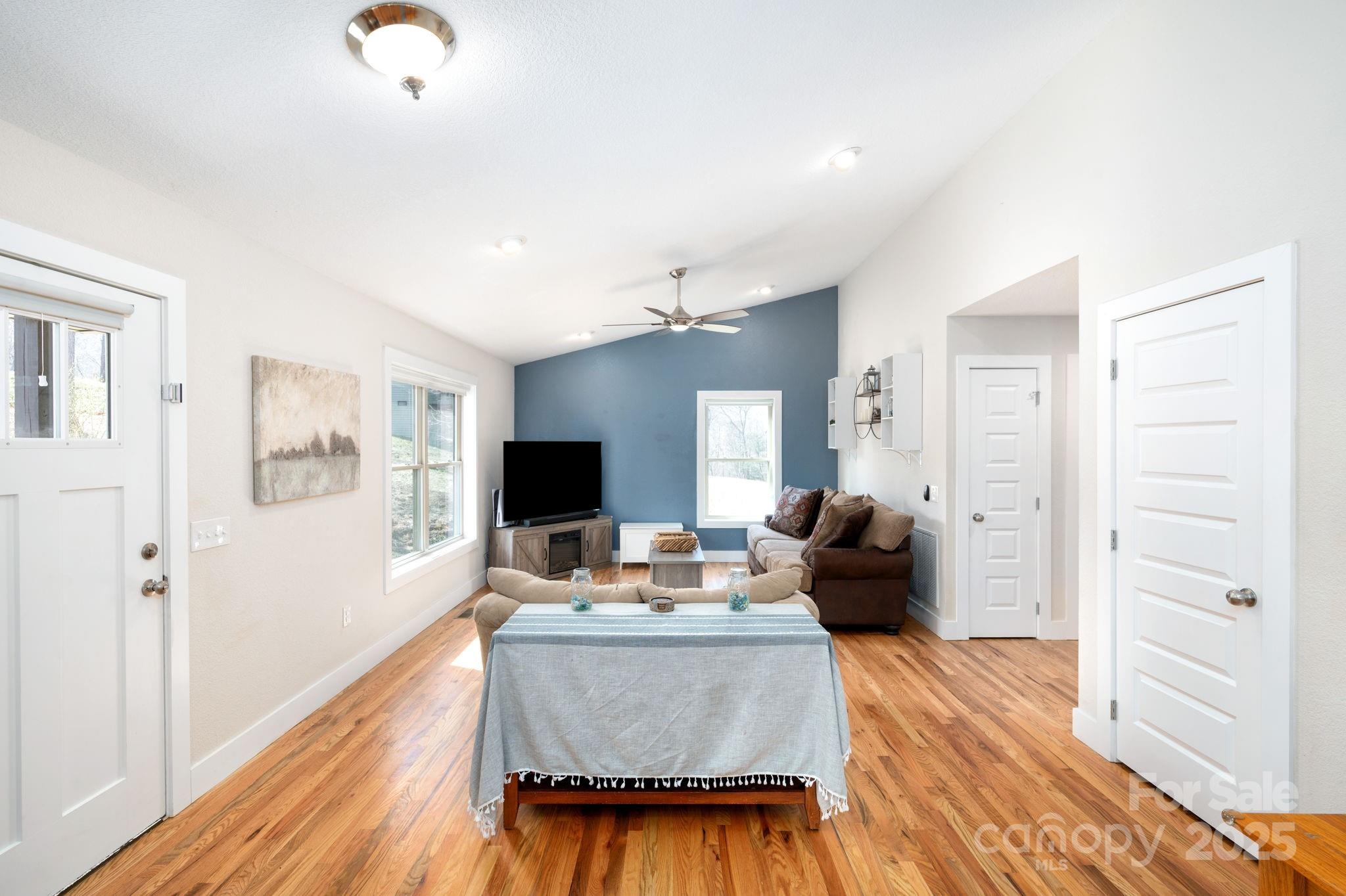 75 Dry Ridge Canton, NC 28716 - Photo 8 of 25
