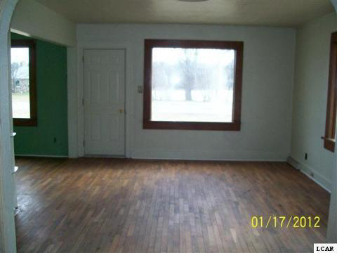 11280 Baker Road Jerome, MI 49249 - Photo 8 of 13 20025278-7.JPG