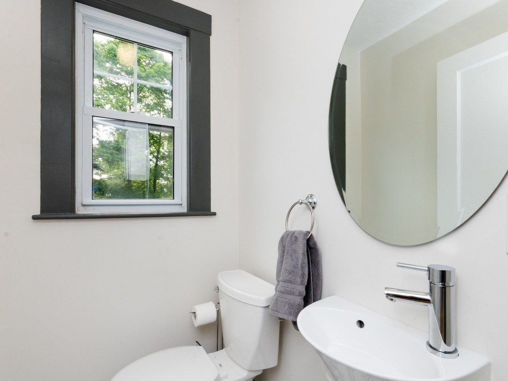 66 Bellevue Road Braintree, MA 02184 - Photo 12 of 27 Gallery Image 12