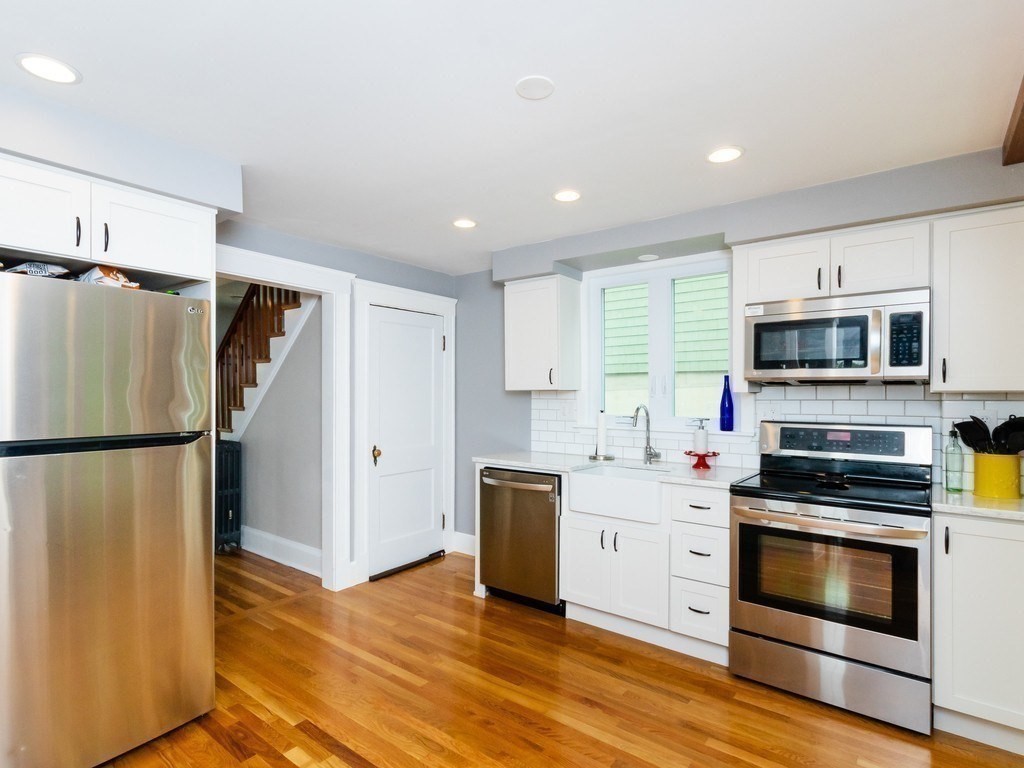 66 Bellevue Road Braintree, MA 02184 - Photo 4 of 27 Gallery Image 4