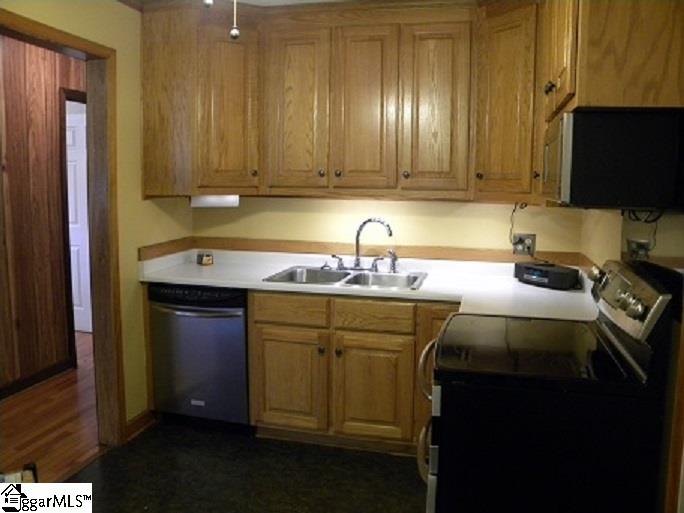 113 Welcome Drive Fountain Inn, SC 29644 - Photo 3 of 18 Gallery Image 3