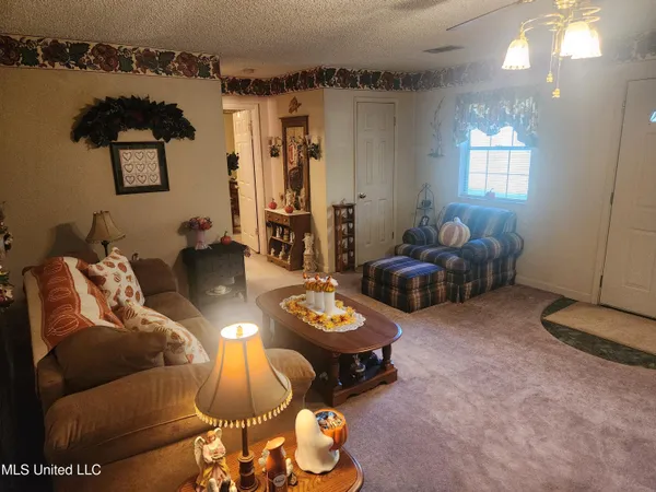 $305,900 | 951 Wetonga Lane, Hernando, MS 38632