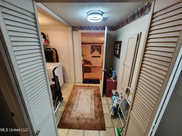 $305,900 | 951 Wetonga Lane, Hernando, MS 38632