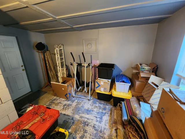 $325,000 | 951 Wetonga Lane, Hernando, MS 38632