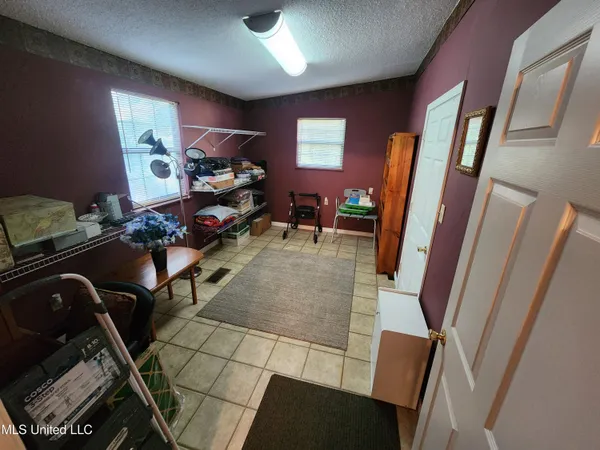 $305,900 | 951 Wetonga Lane, Hernando, MS 38632