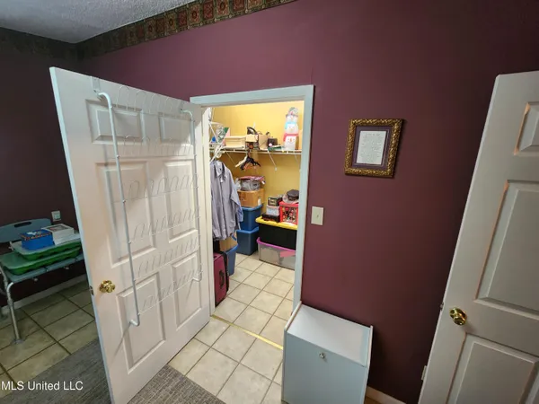 $305,900 | 951 Wetonga Lane, Hernando, MS 38632