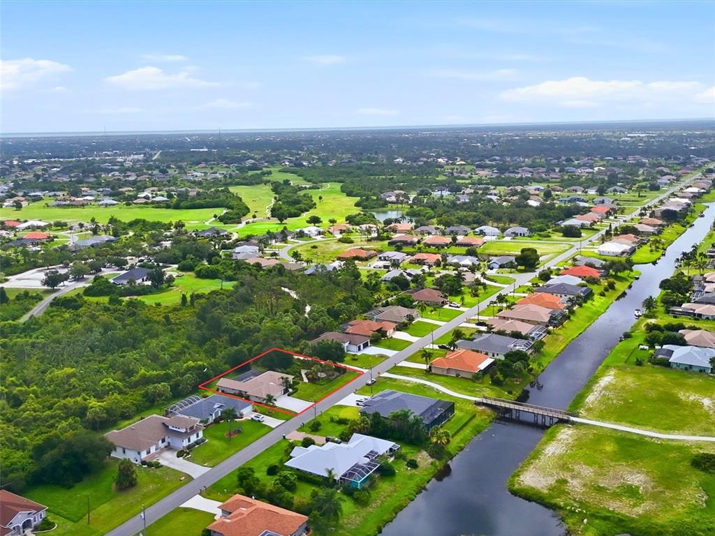 162 Medalist Road Rotonda West, FL 33947 - Photo 41 of 44 Gallery Image 41