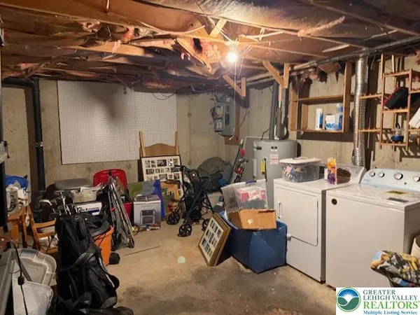 $265,000 | 5622 Wedge Lane, Lower Macungie Township, PA 18106