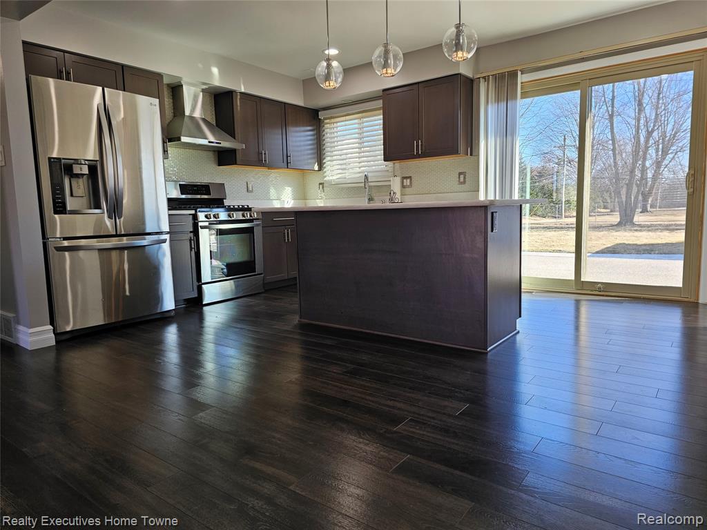 2458 Lindell Road Sterling Heights, MI 48310 - Photo 5 of 20
