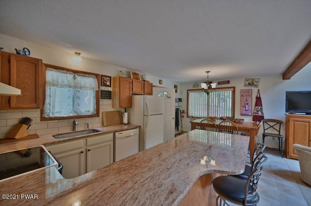 111 Laurel Road Lackawaxen, PA 18435 - Photo 24 of 80 Photo 24