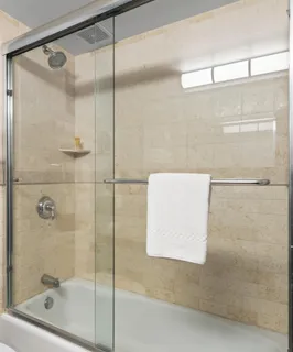 $170,000 | 269 Fontana Boulevard, Unit 1418, Fontana, WI 53125
