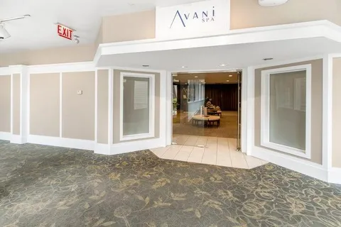 $170,000 | 269 Fontana Boulevard, Unit 1418, Fontana, WI 53125