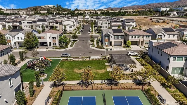 $6,000 | 280 Brackens, Lake Forest, CA 92630