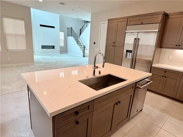 $6,000 | 280 Brackens, Lake Forest, CA 92630