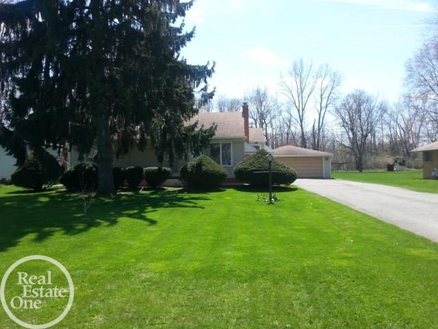 23212 23 Mile Road Macomb, MI 48042 - Photo 14 of 19 31255945-13.JPG