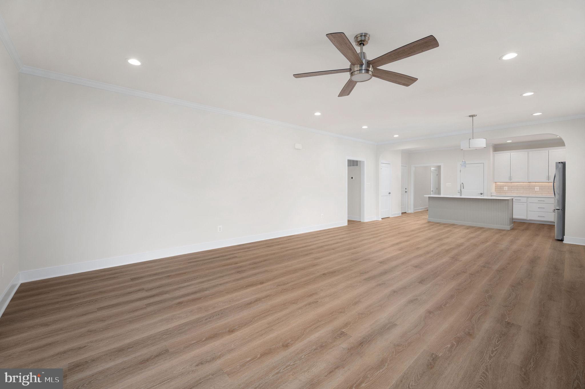 709 Garfield Avenue Colonial Beach, VA 22443 - Photo 28 of 66 Great Room