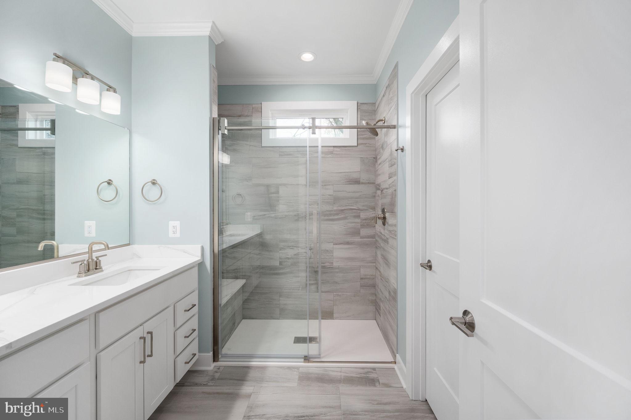 709 Garfield Avenue Colonial Beach, VA 22443 - Photo 54 of 66 Primary Bath