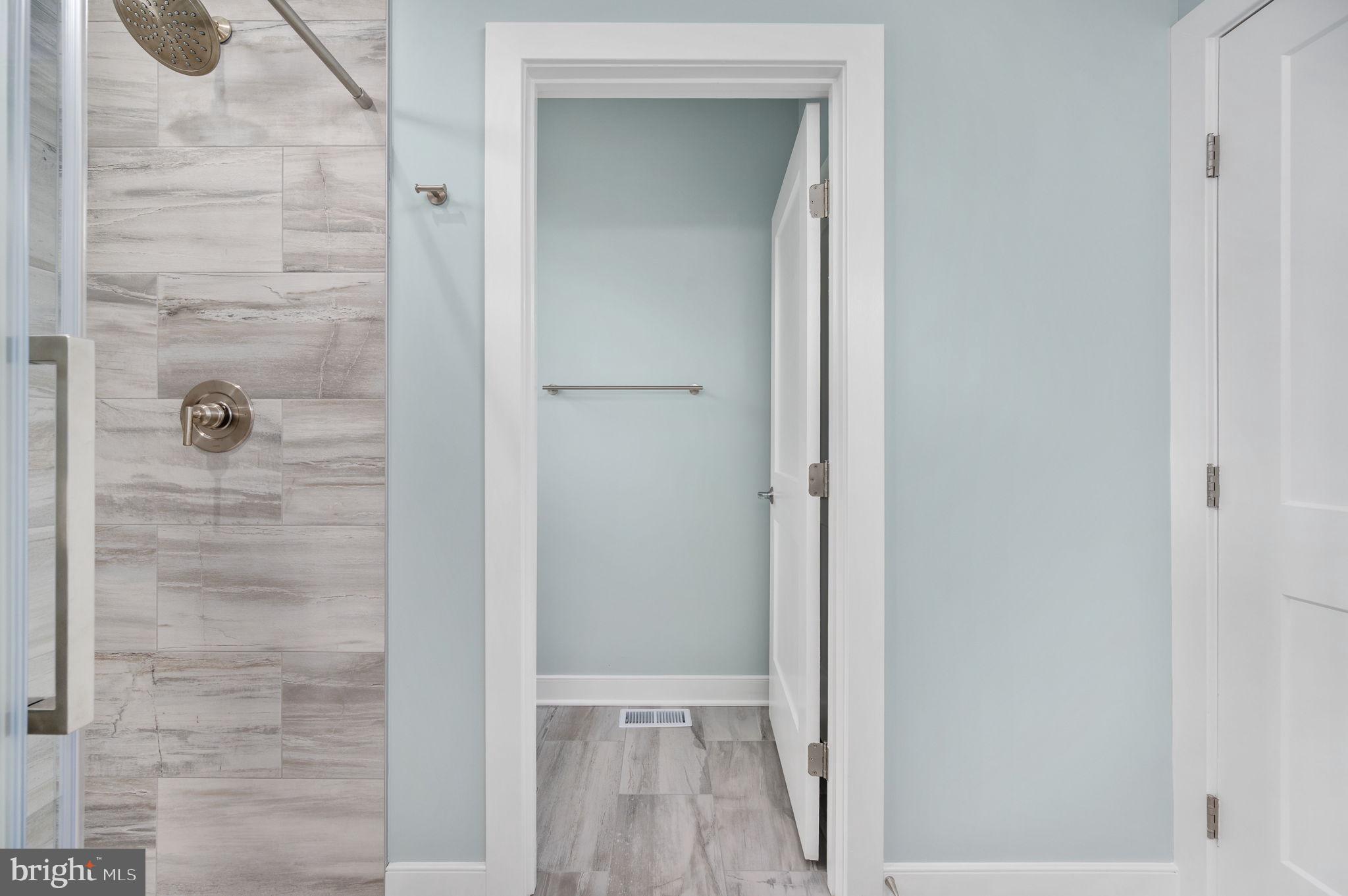 709 Garfield Avenue Colonial Beach, VA 22443 - Photo 57 of 66 Primary Bath