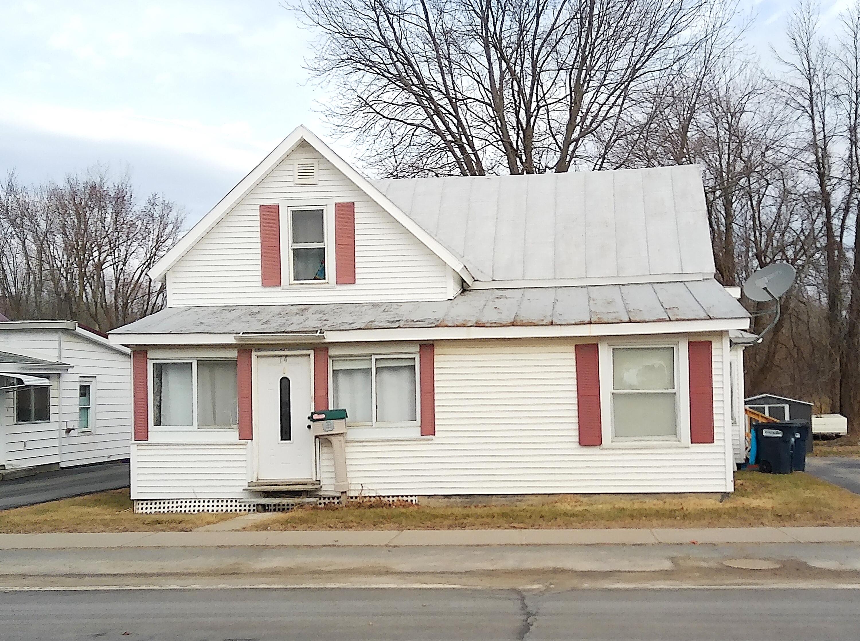 74 Pratt Street Rouses Point, NY 12979 - Photo 2 of 22 Gallery Image 2