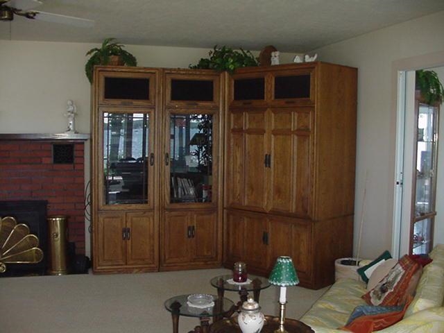 8563 East Black Point Road Syracuse, IN 46567 - Photo 13 of 22 Gallery Image 13