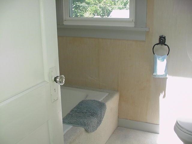 8563 East Black Point Road Syracuse, IN 46567 - Photo 14 of 22 Gallery Image 14