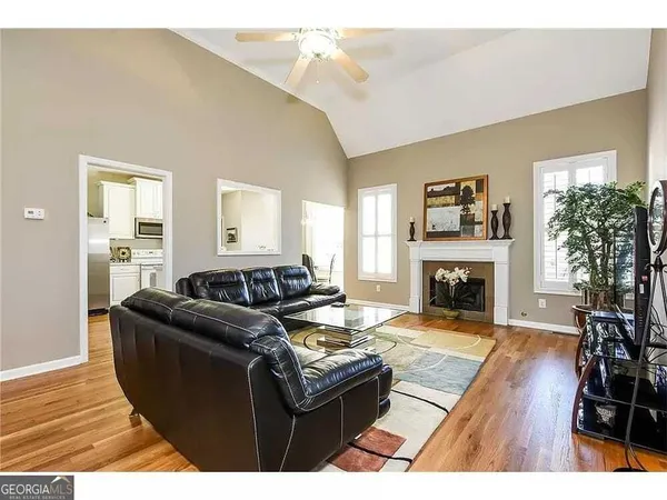 $3,900 | 2479 Sandstone Place Northeast, Marietta, GA 30066