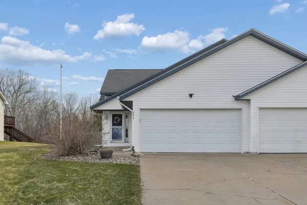 $299,500 | 409 Dakota Court North, Unit A, Woodville, WI 54028
