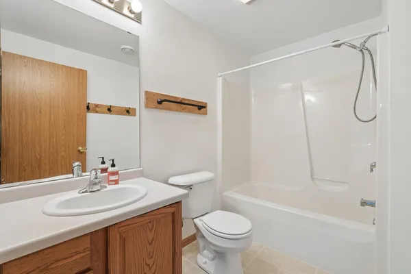 $299,500 | 409 Dakota Court North, Unit A, Woodville, WI 54028