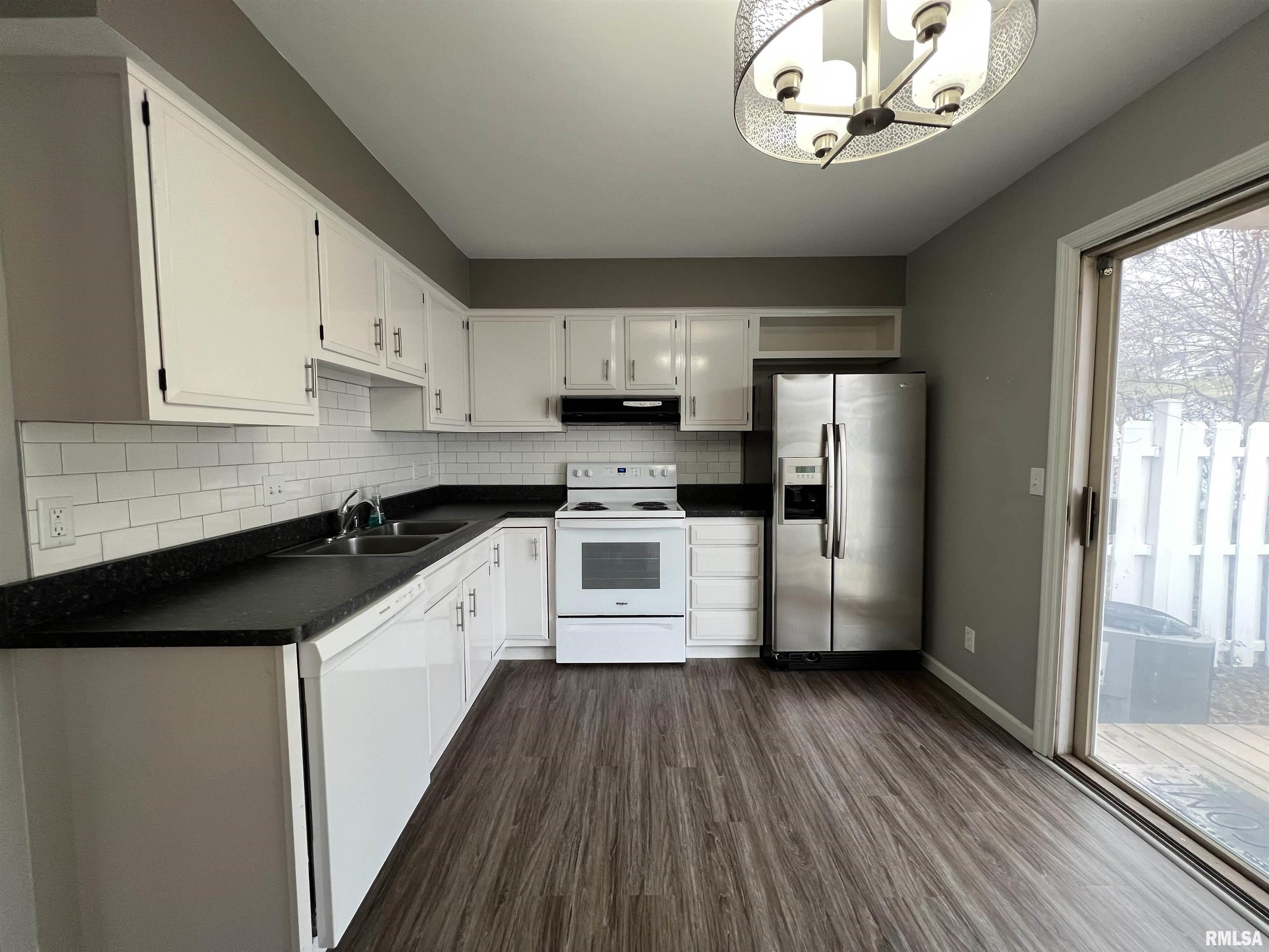 90 South Yorktown Road Macomb, IL 61455 - Photo 5 of 18 Gallery Image 5