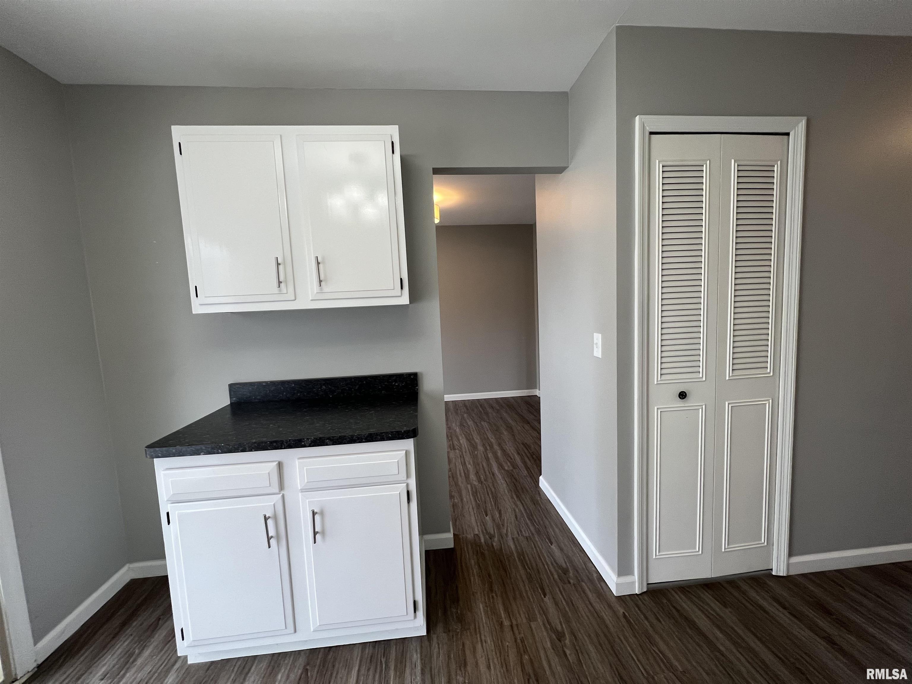 90 South Yorktown Road Macomb, IL 61455 - Photo 7 of 18 Gallery Image 7