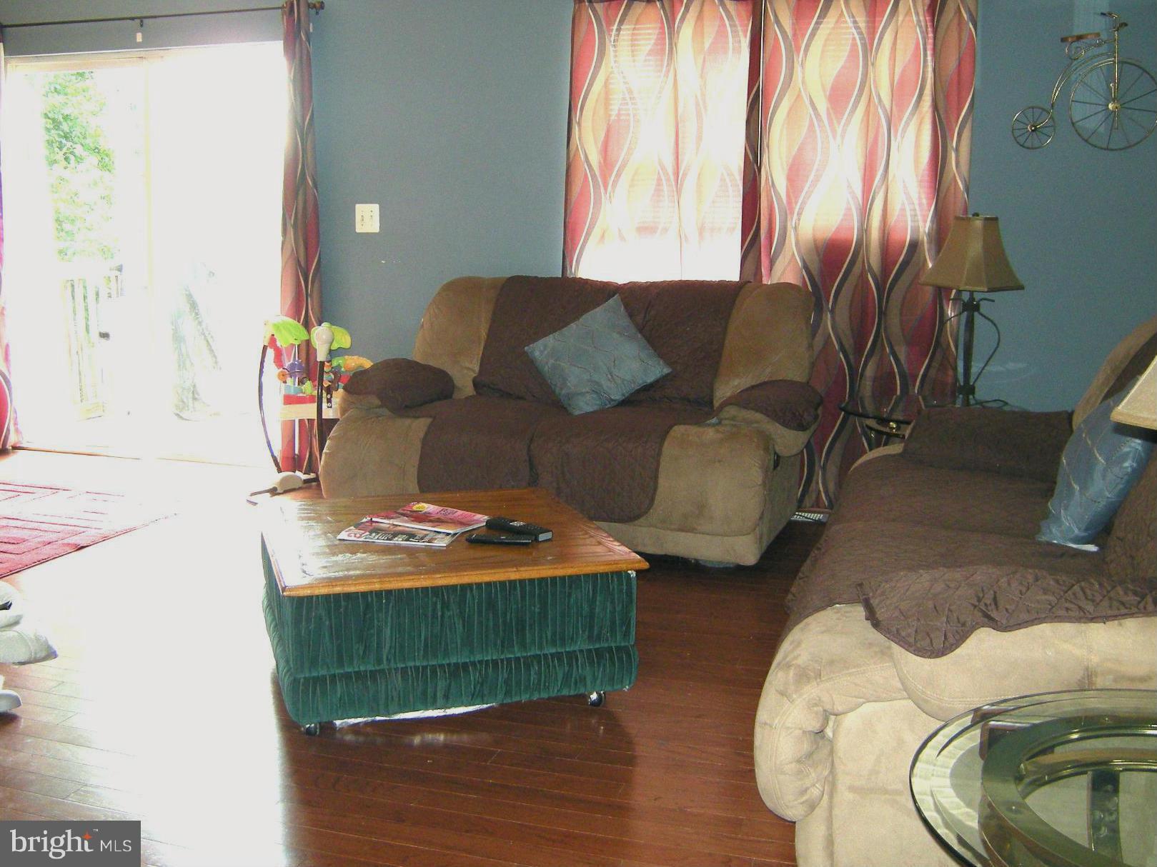 3067 Perch Drive Riva, MD 21140 - Photo 14 of 28 a living room with furniture and a window