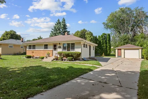 $250,000 | 8220 West Lynmar Terrace, Milwaukee, WI 53222