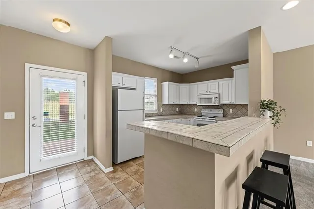 $260,000 | 5245 Overland Drive, Unit A15, Lawrence, KS 66049