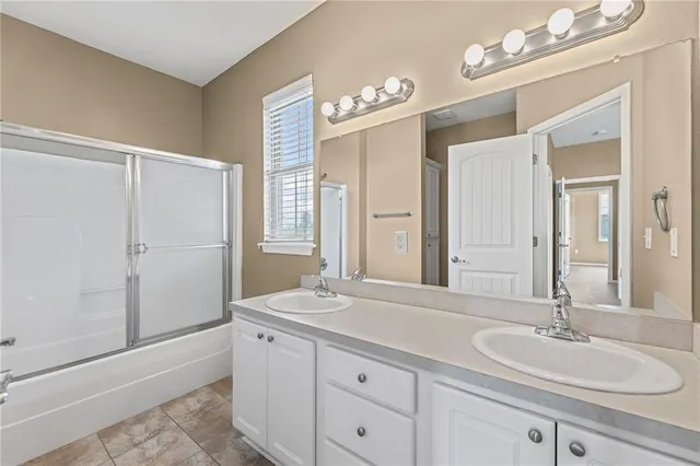 $260,000 | 5245 Overland Drive, Unit A15, Lawrence, KS 66049