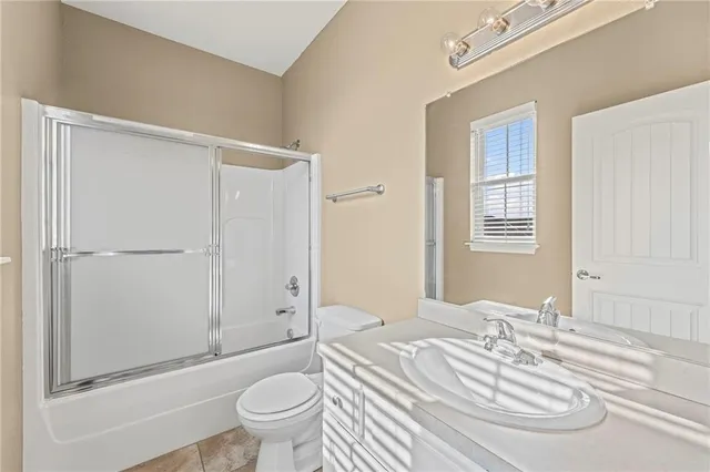 $260,000 | 5245 Overland Drive, Unit A15, Lawrence, KS 66049