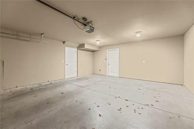 $260,000 | 5245 Overland Drive, Unit A15, Lawrence, KS 66049