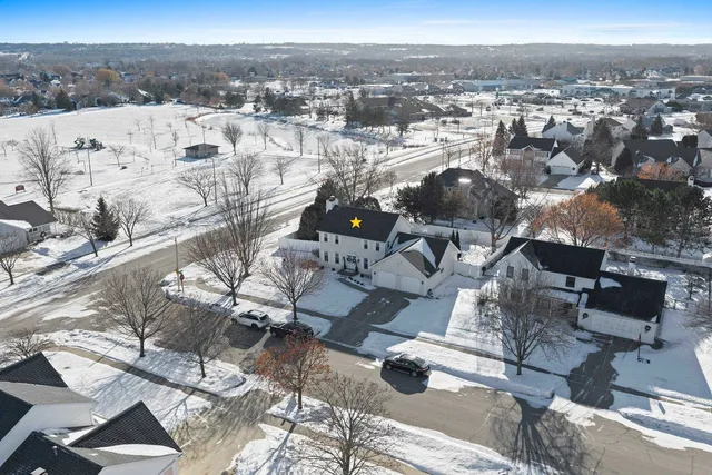 $499,900 | 1764 O'Hearn Lane, De Pere, WI 54115