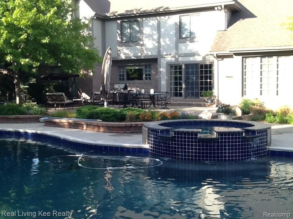1162 Ridgeway Drive Rochester, MI 48307 - Photo 21 of 28 IMG_0021.jpg