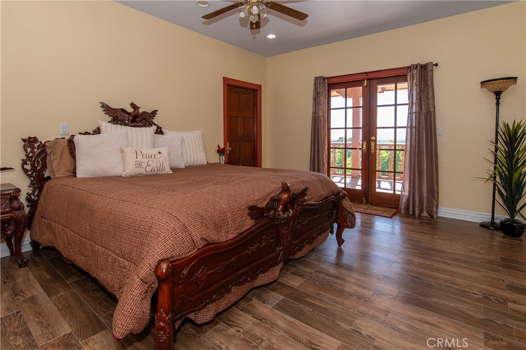 10425 Melvin Avenue Porter Ranch, CA 91326 - Photo 57 of 61