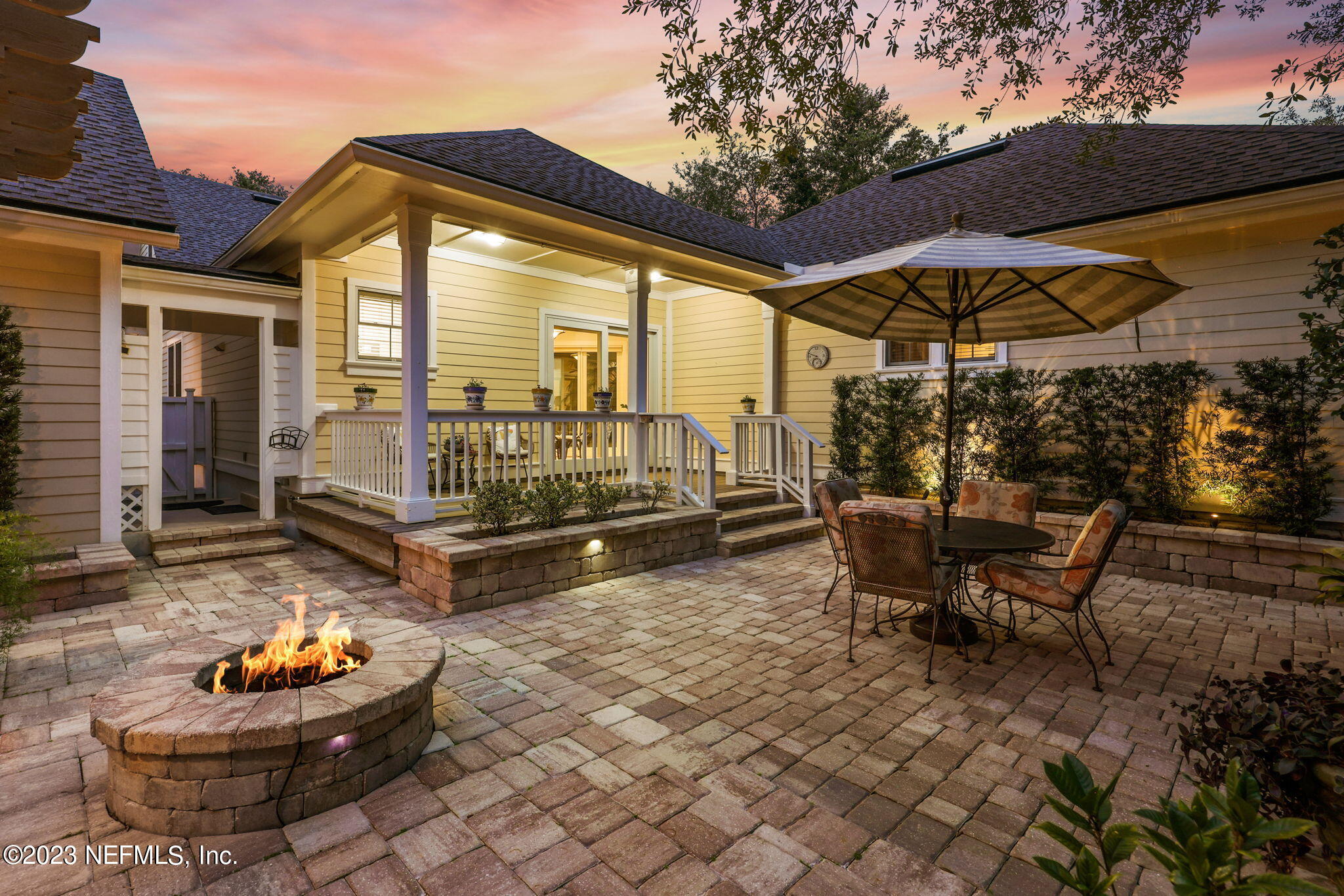 120 Istoria Drive St. Augustine, FL 32095 - Photo 59 of 90 a backyard of a house with barbeque oven table and chairs
