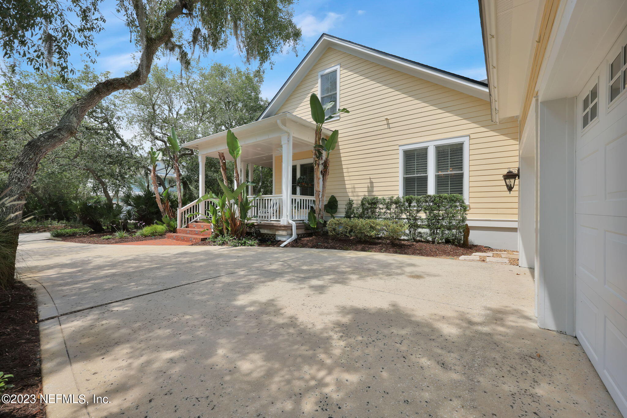 120 Istoria Drive St. Augustine, FL 32095 - Photo 71 of 90 a view of a house with backyard and trees