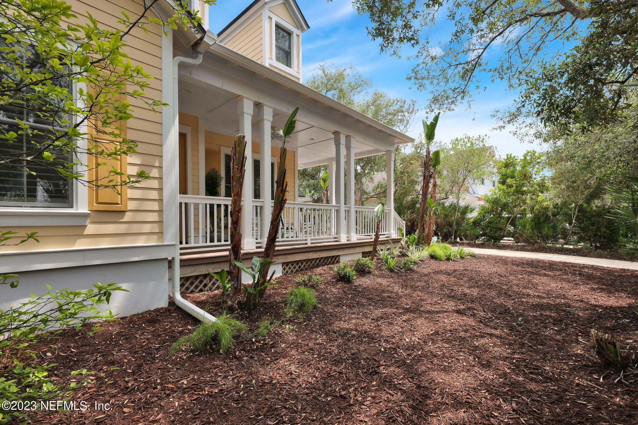 120 Istoria Drive St. Augustine, FL 32095 - Photo 72 of 90 a backyard of a house with lots of green space