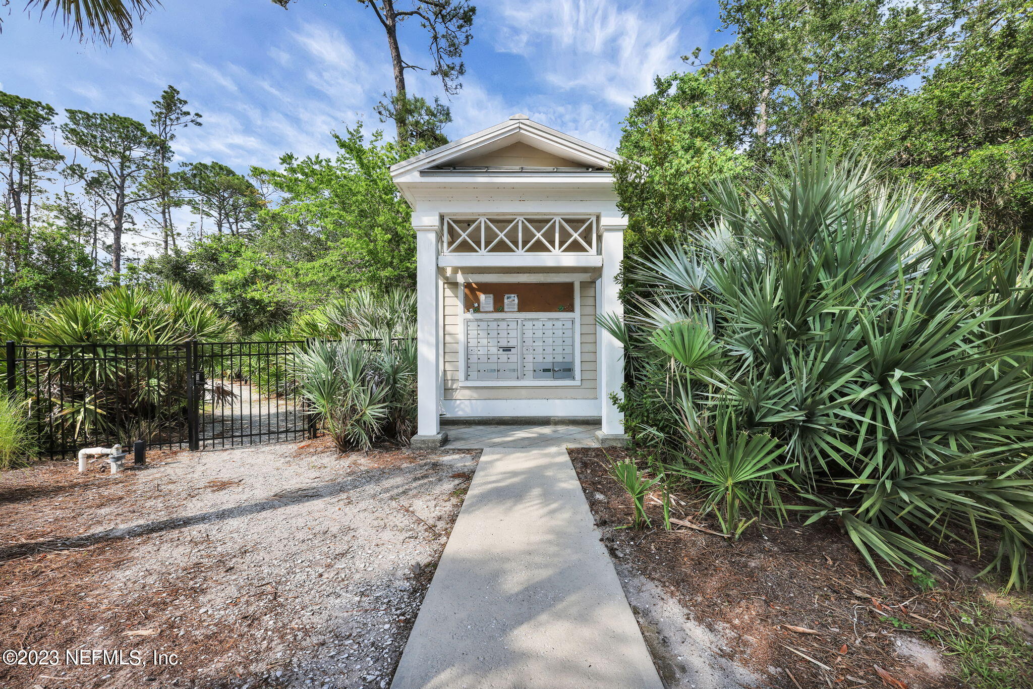 120 Istoria Drive St. Augustine, FL 32095 - Photo 73 of 90 a front view of a house with a yard and garage