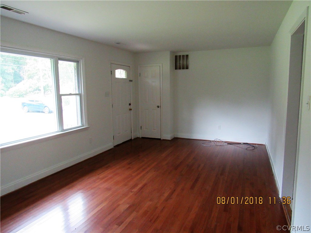 1790 Meadow Road Sandston, VA 23150 - Photo 10 of 21 Gallery Image 10