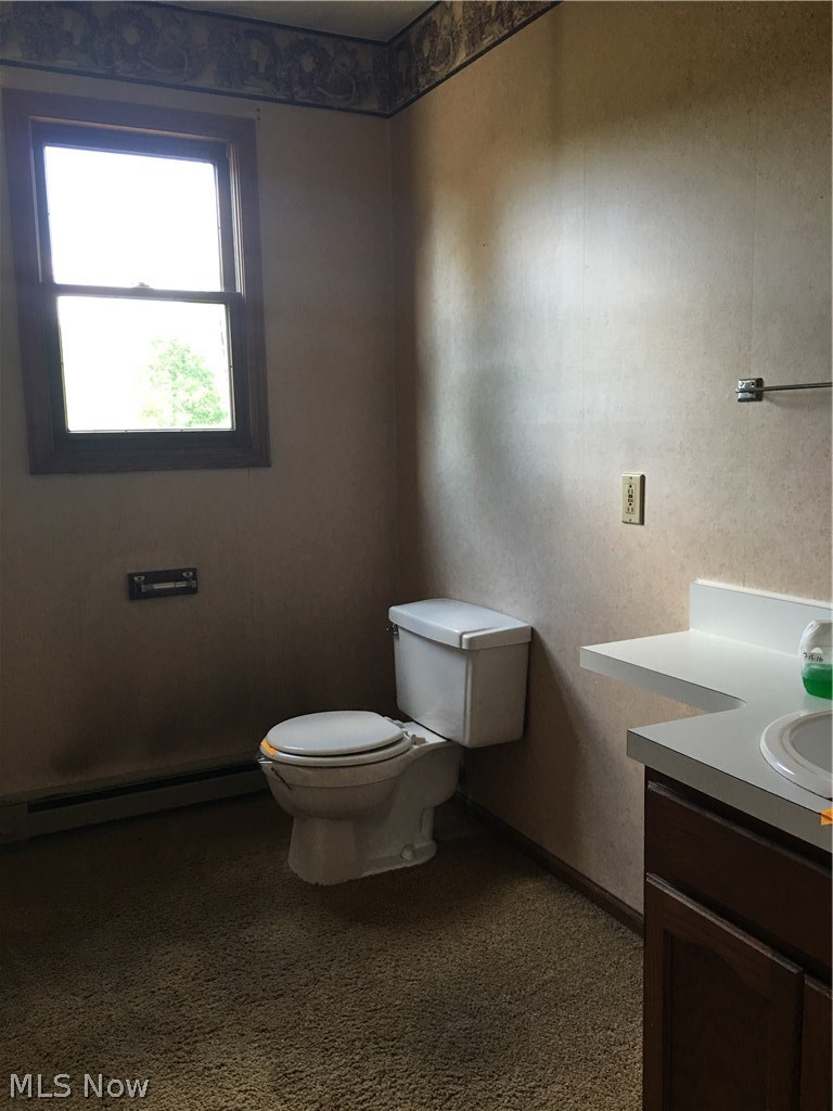 9617 Whippoorwill Road Diamond, OH 44412 - Photo 6 of 12 main level half bath