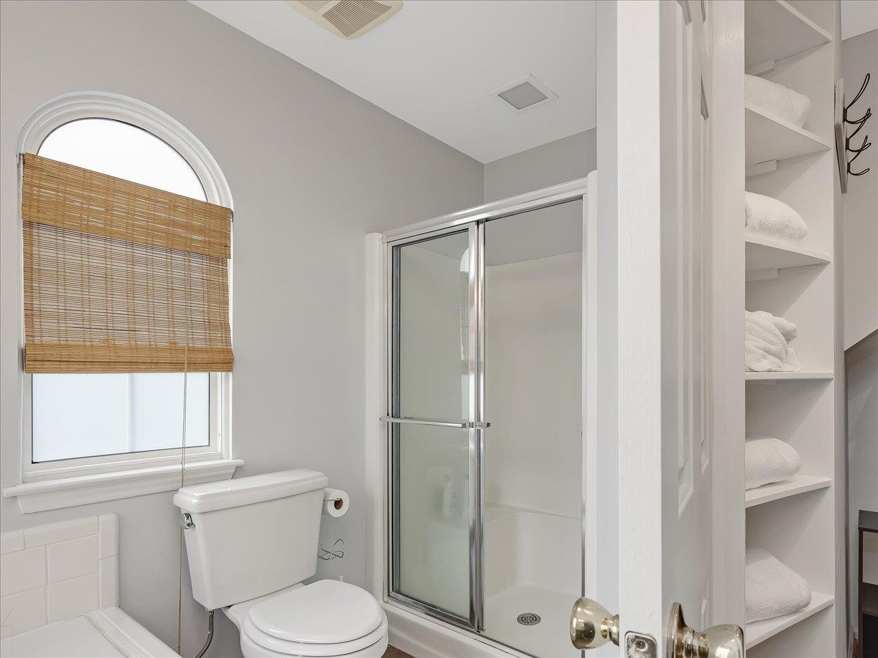 4612 Timberhurst Drive Raleigh, NC 27612 - Photo 14 of 35 Primary Bathroom
